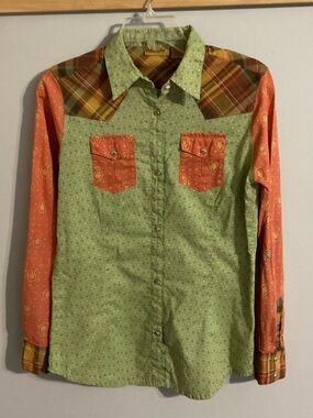 Wrangler Green Floral Snap Front Western Shirt with Brown Plaid Yoke Small